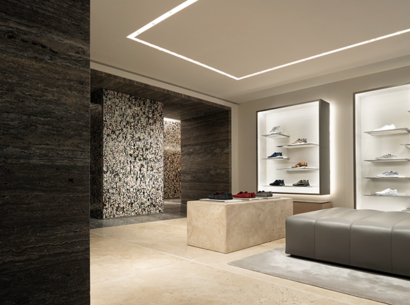 Tod's deals via montenapoleone